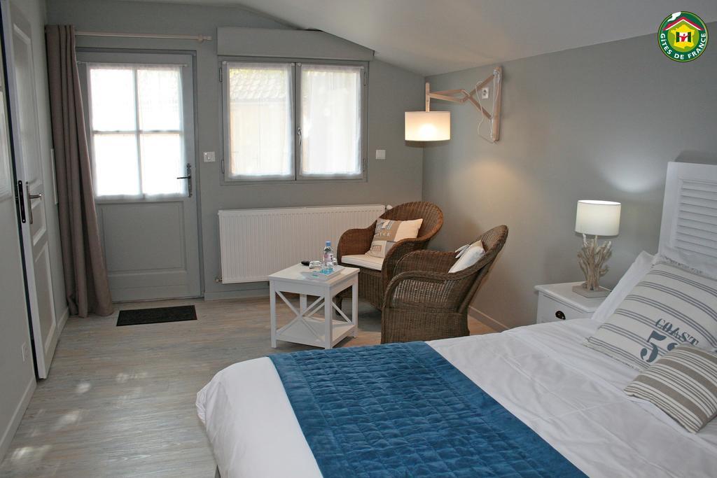 Le Clos Du Miroir Courset Kamer foto