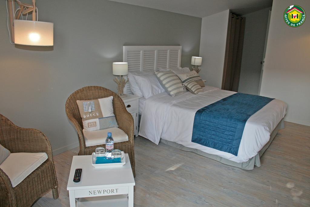 Le Clos Du Miroir Courset Kamer foto